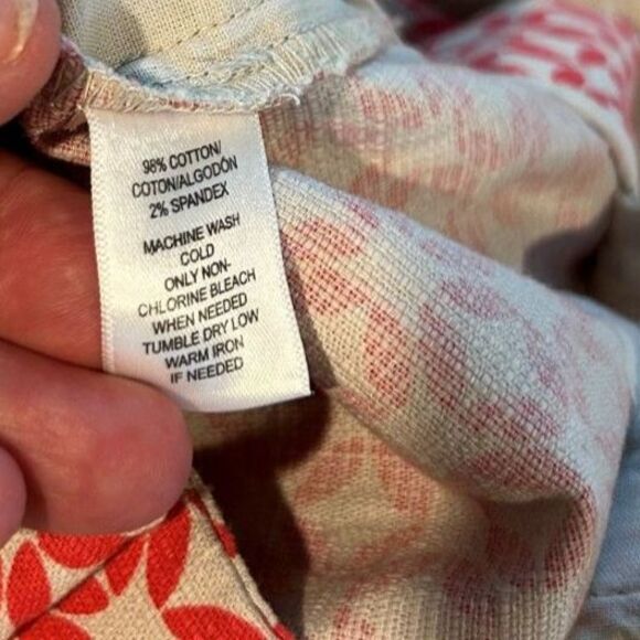 LOFT Riviera Pink Beige Geometric Shorts - Size 8 - Picture 5 of 6